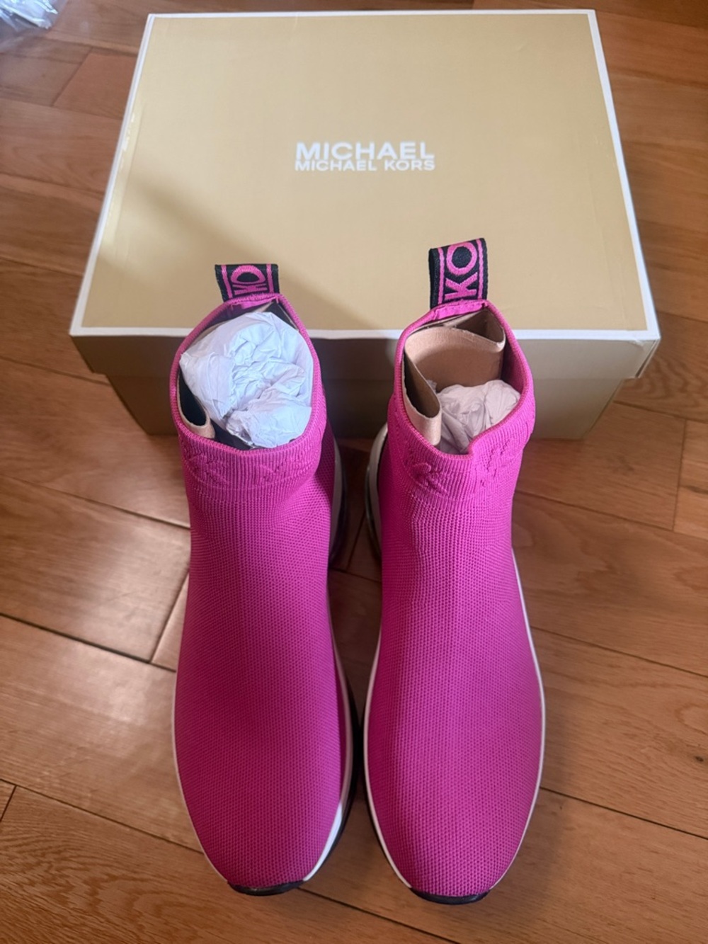 MICHAEL Michael Kors Olympia bootie Women's Hot Pink Knit Slip-On Sneakers